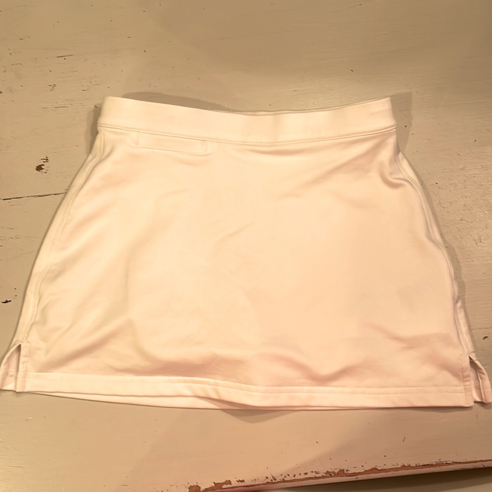 Adidas tennis/golf skirt size medium